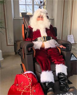 Massagen für die Mitarbeitenden - Weihnachtliche Überraschung für die Beschäftigten der AMEOS Eingliederung Gut Neuhof Petershagen