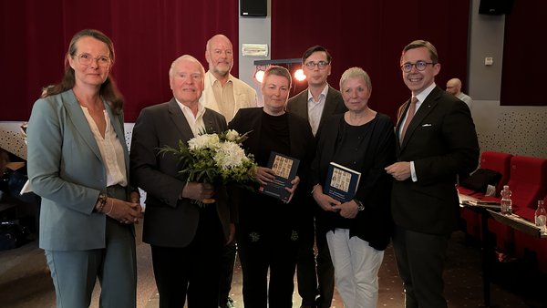 Rückblick auf gelungene Buchpräsentation 